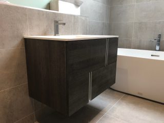 Bathroom suite